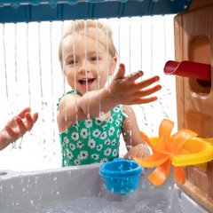 Step 2® Rain Showers Splash Tub