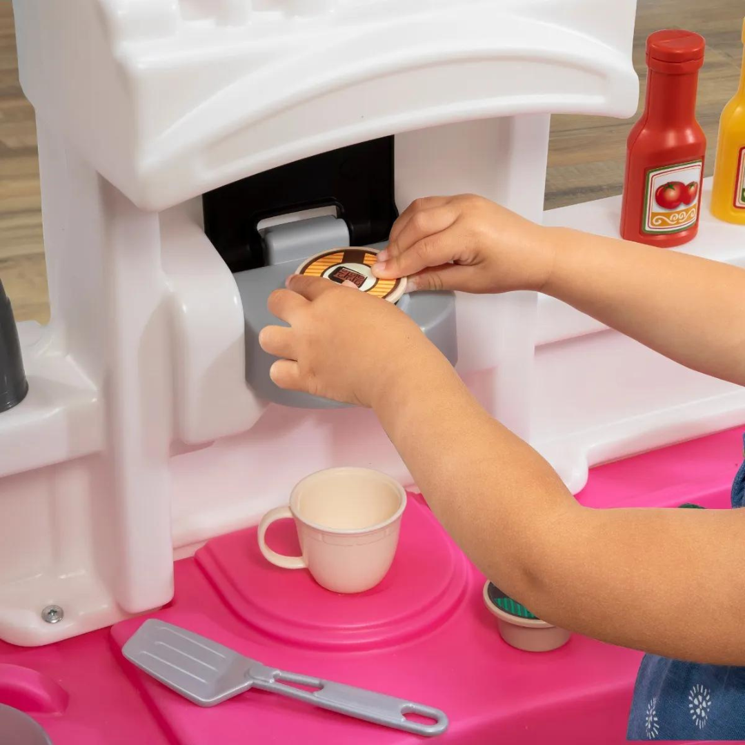 Step 2® Great Gourmet Kitchen - Pink