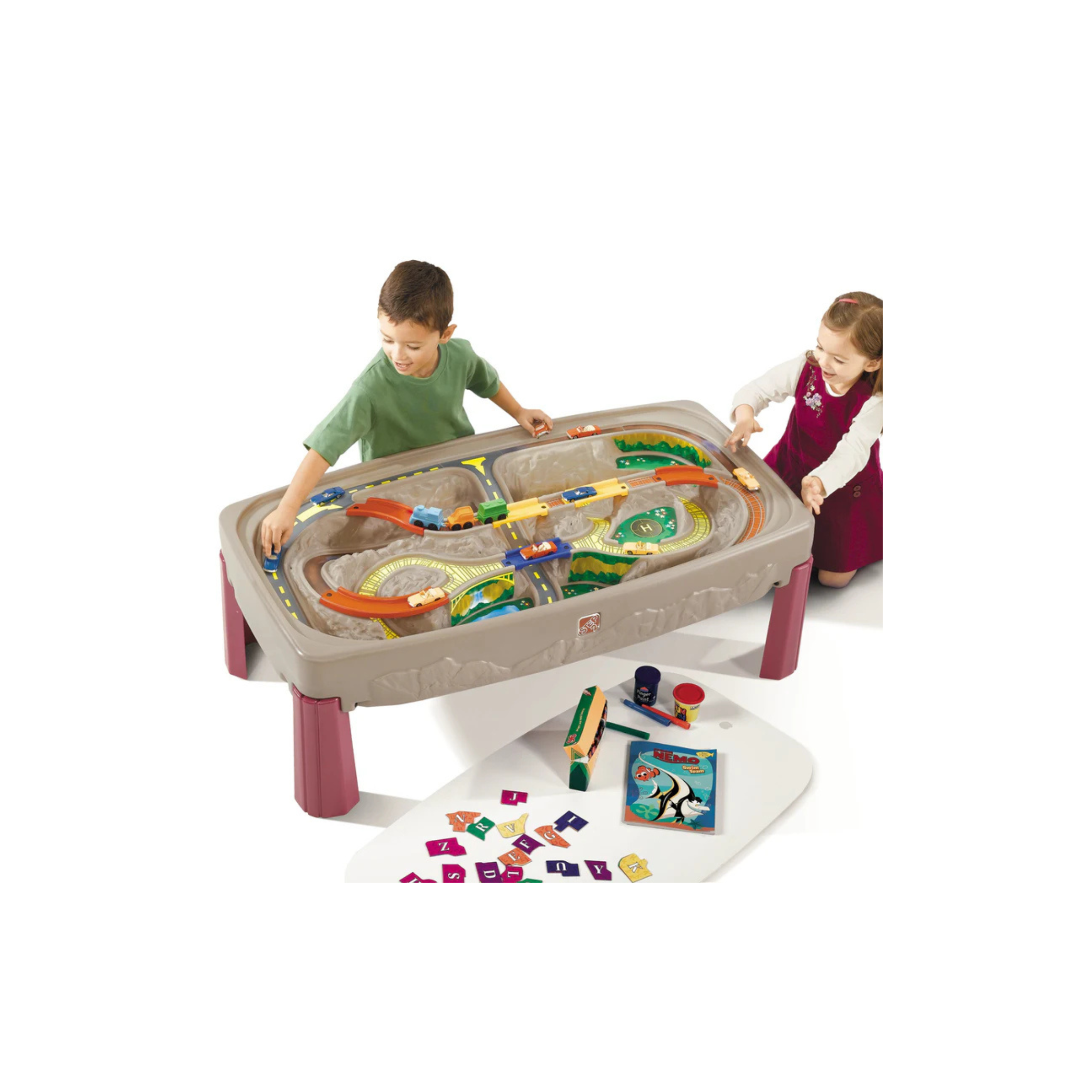 Step 2® Deluxe Canyon Road Train & Track Table