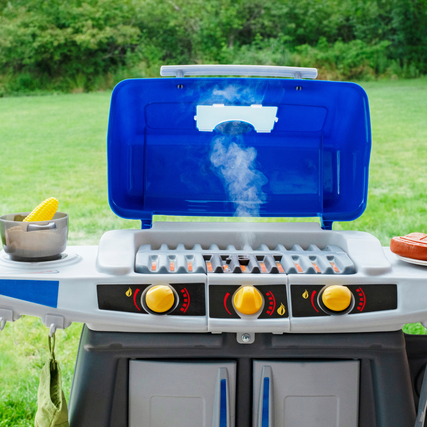Step 2® Sizzle & Smoke Barbeque Grill™