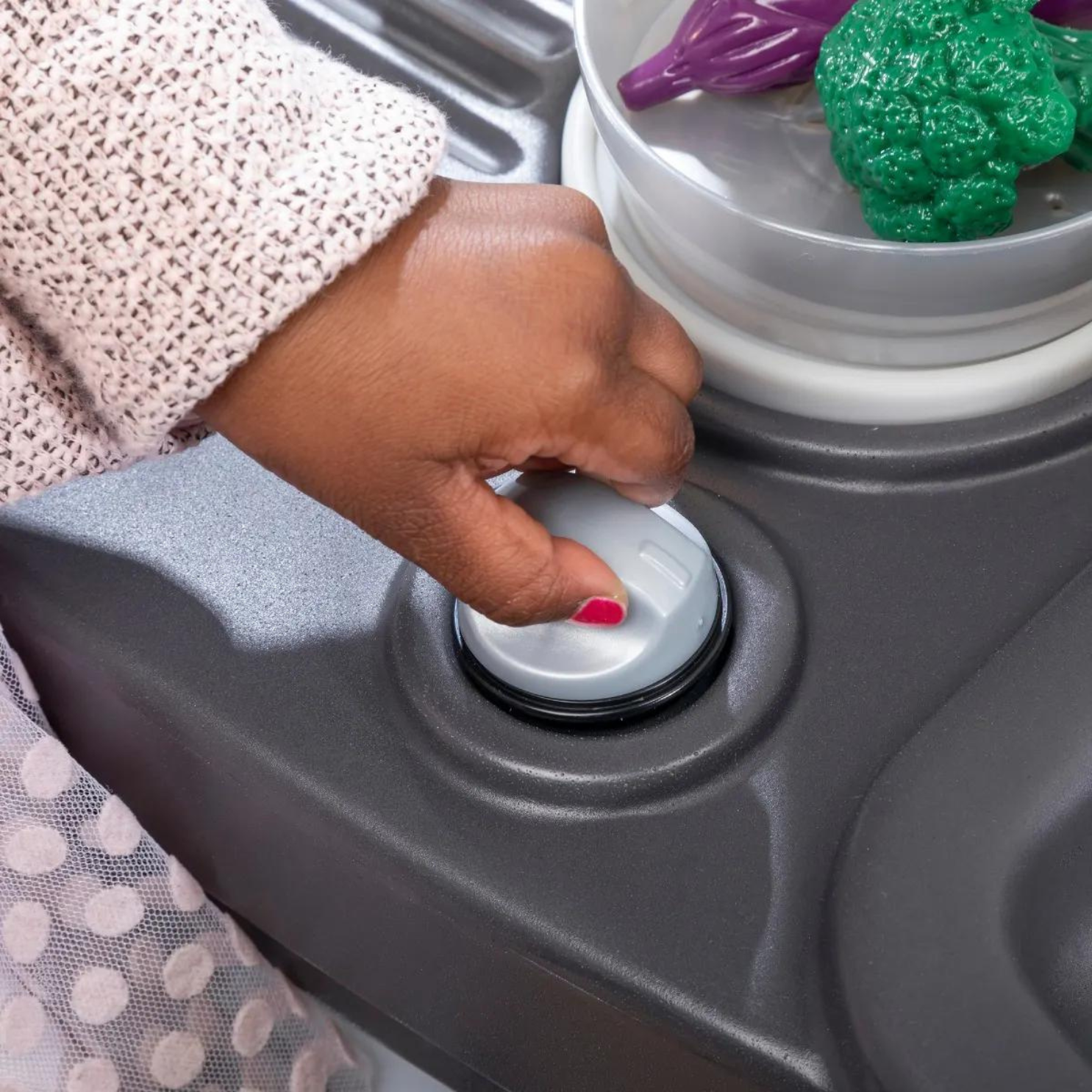 Step 2® Top Cooks Kitchen