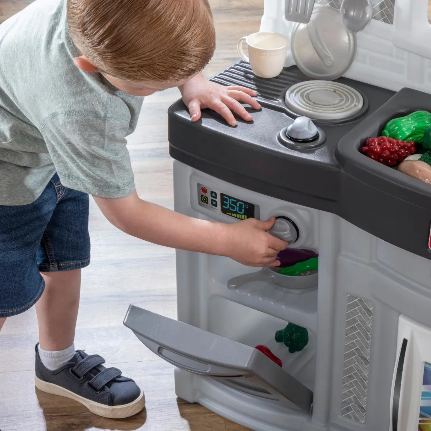 Step 2® Top Cooks Kitchen