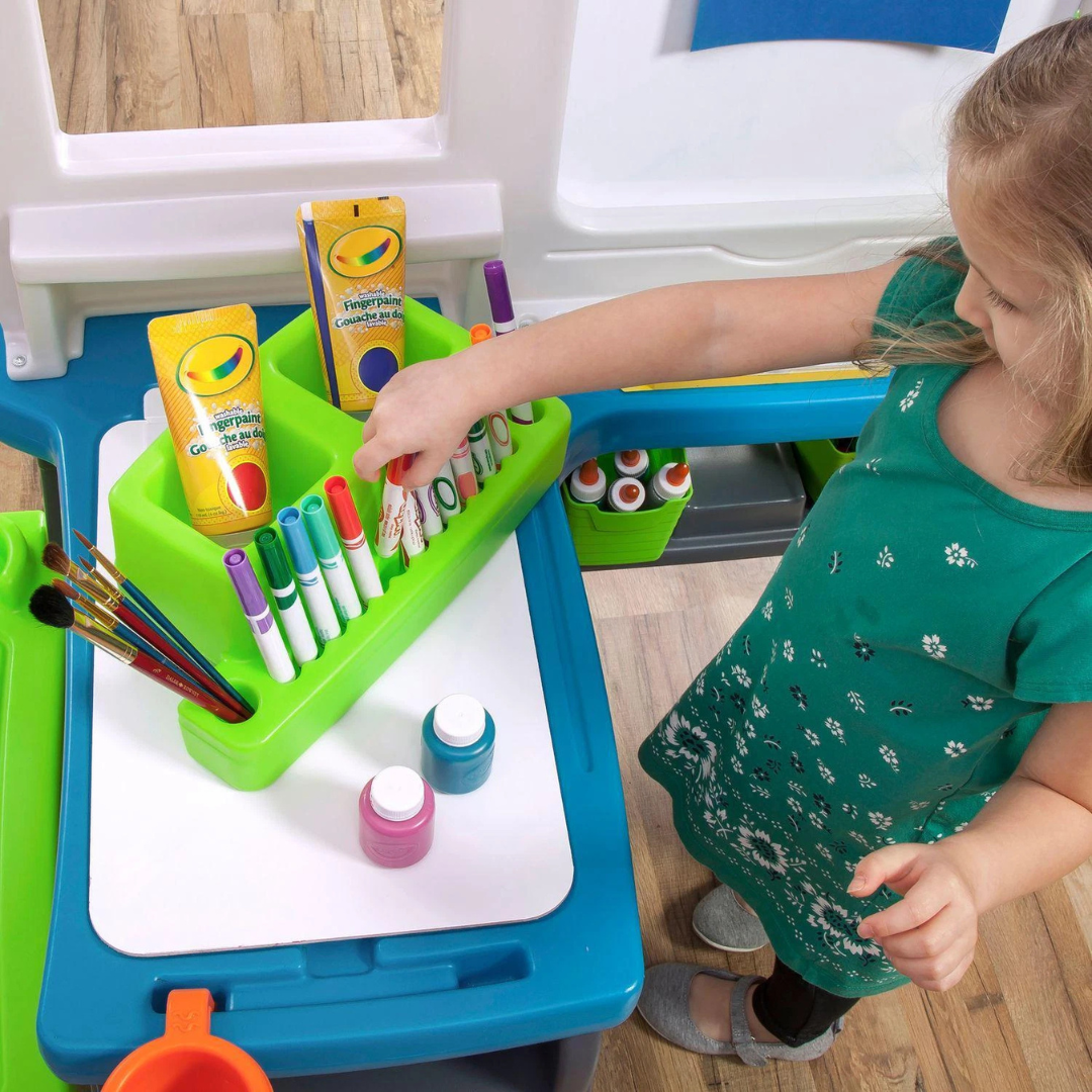 Step 2® Great Creations Art Center Play Set