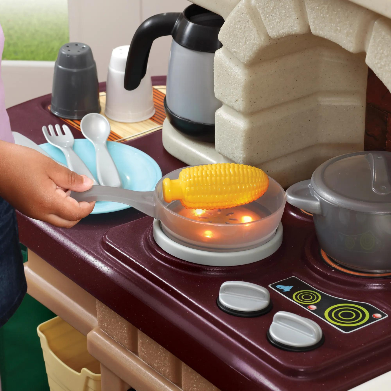 Step 2® Heart of the Home Kitchen