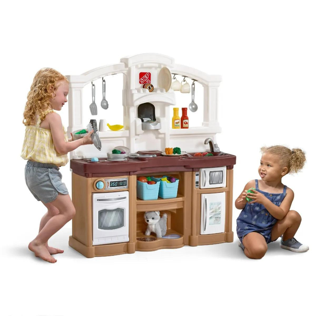 Step 2® Fun With Friends Kitchen