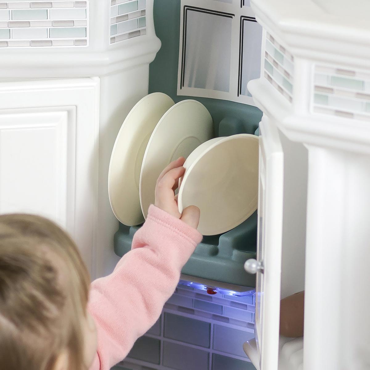 Step 2® LifeStyle™ Dream Kitchen