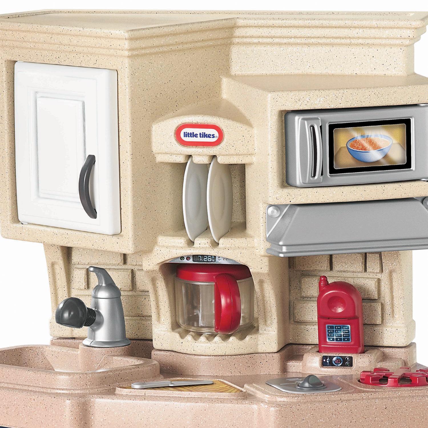Little Tikes® Super Chef Kitchen