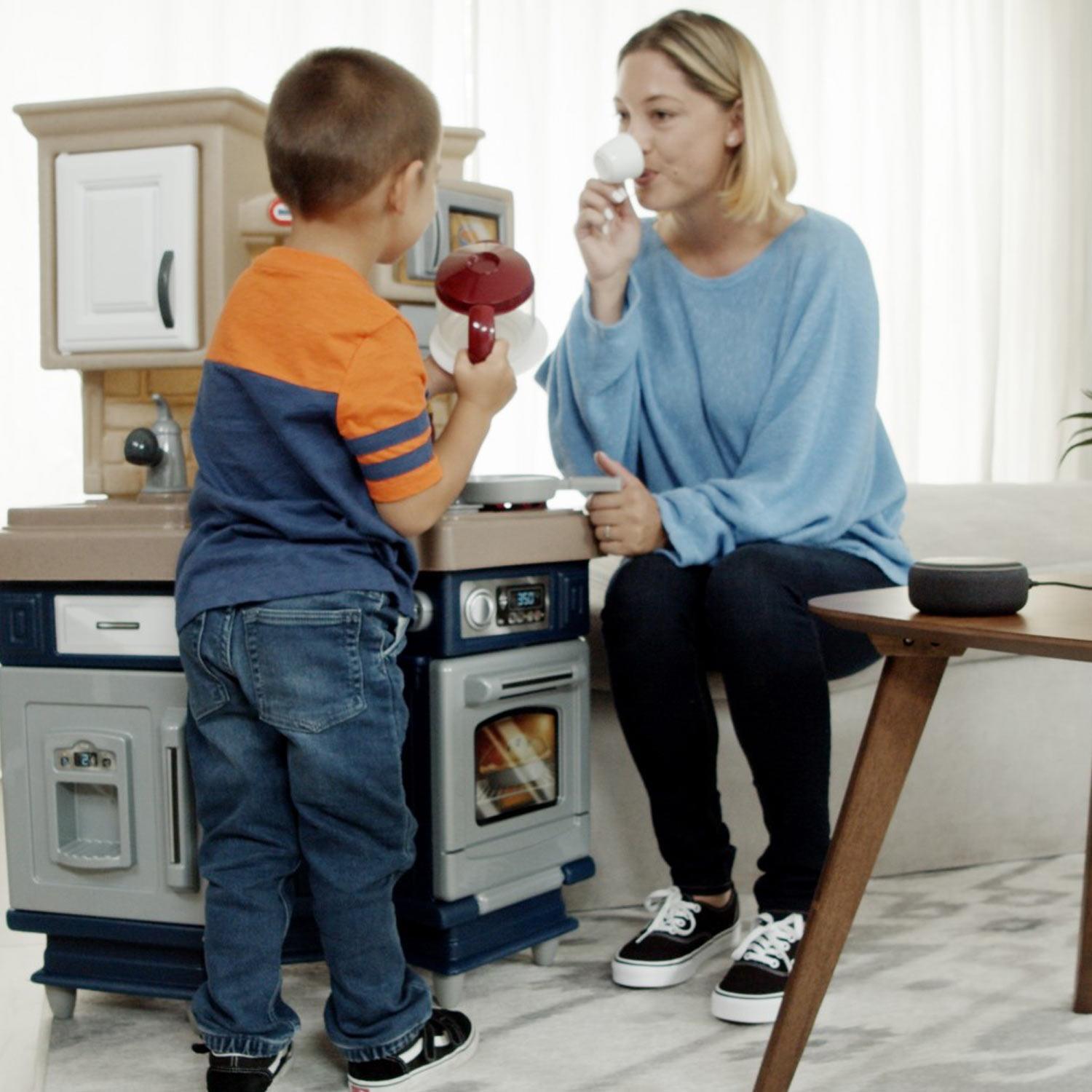 Little Tikes® Super Chef Kitchen
