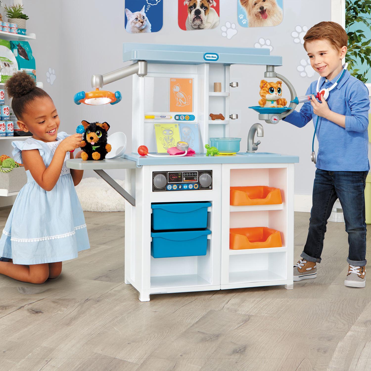 Little Tikes® My Firts Pet Checkup Set 599375