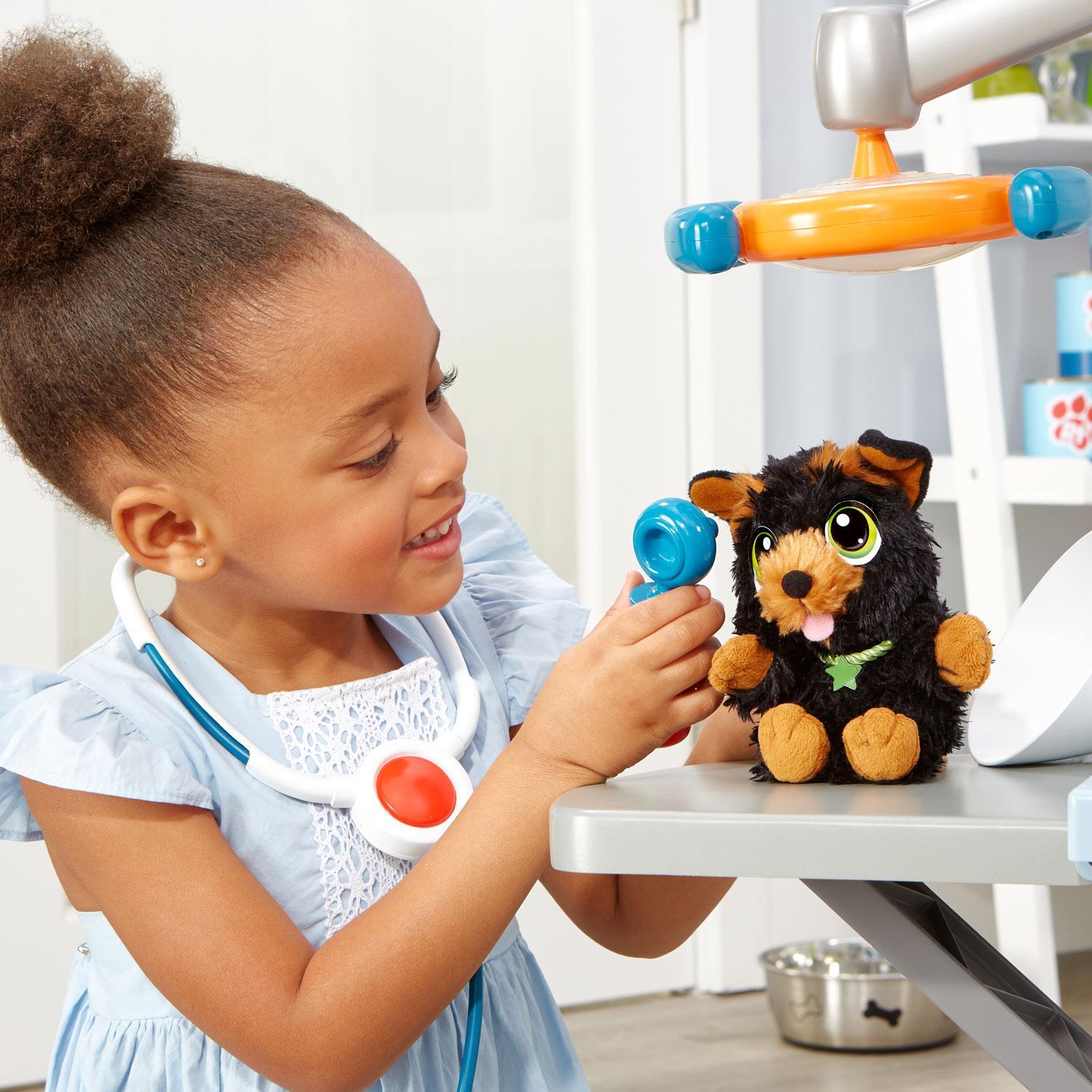 Little Tikes® My Firts Pet Checkup Set 599375