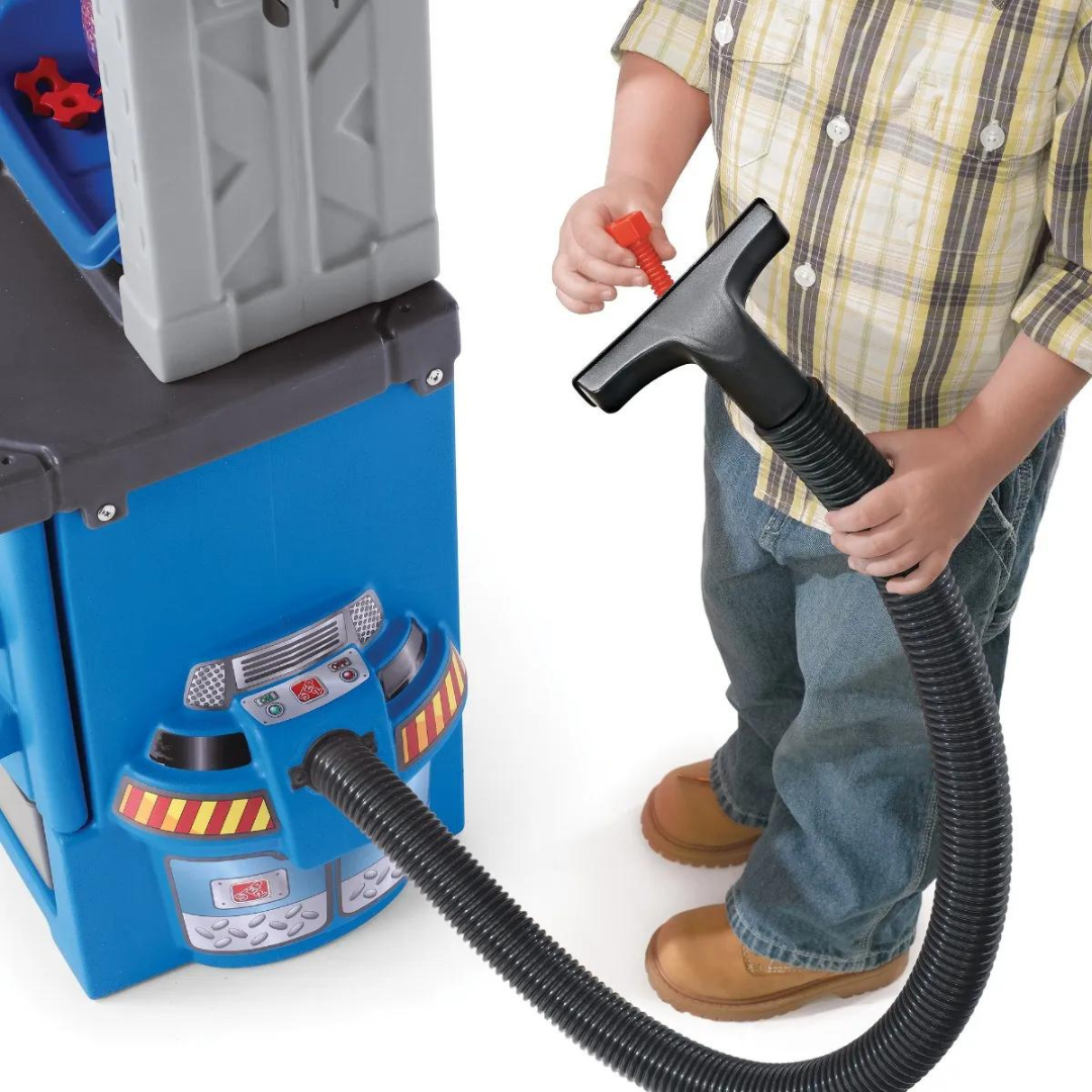 Step2 deluxe workshop shop playset