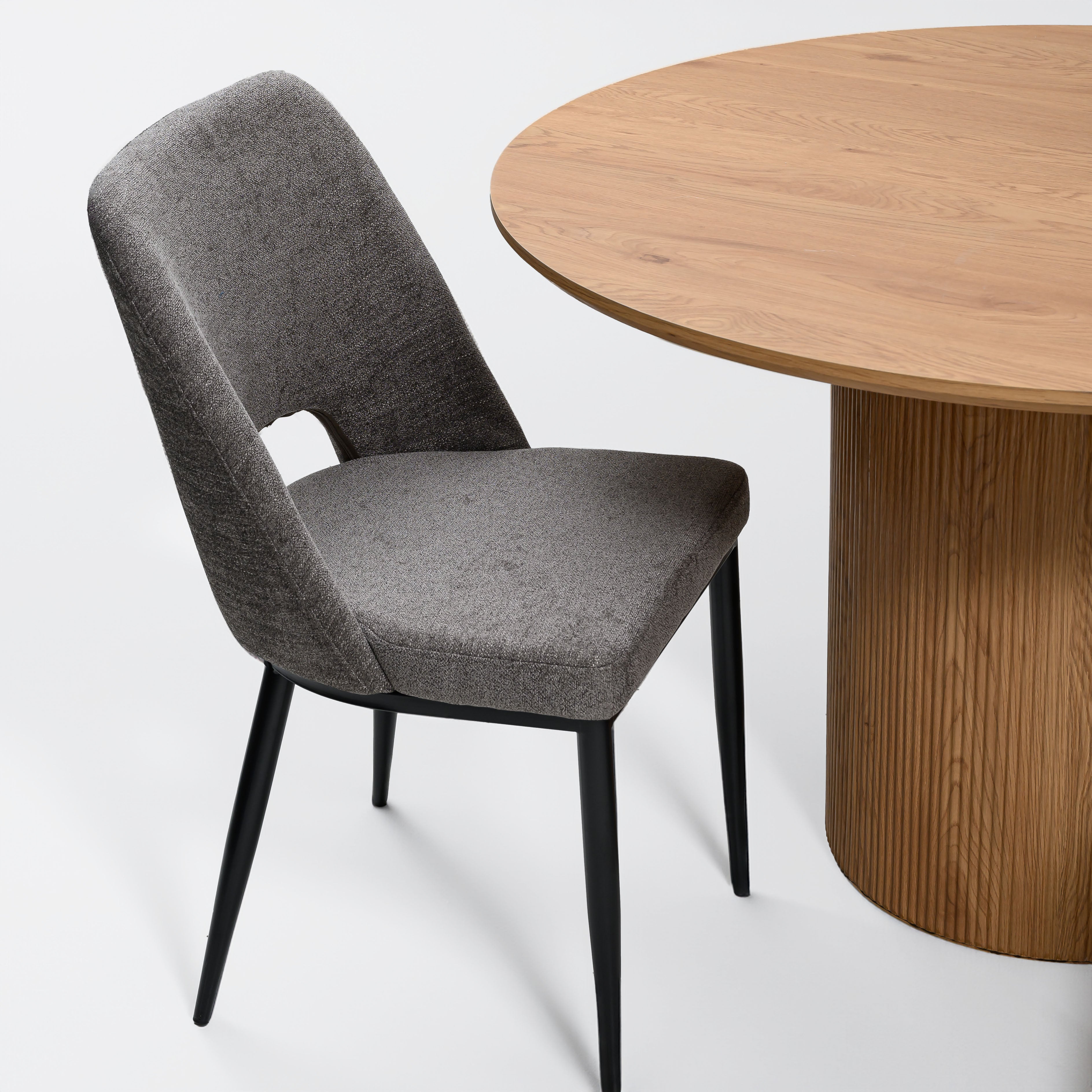 Raul Dining Table