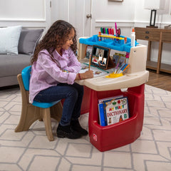 Step 2® Deluxe Art Master Desk™