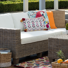 Rocky Outdoor Sectional Set With Center Table